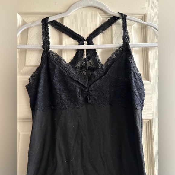Black Lace Trim Tank Top - Picture 2 of 7
